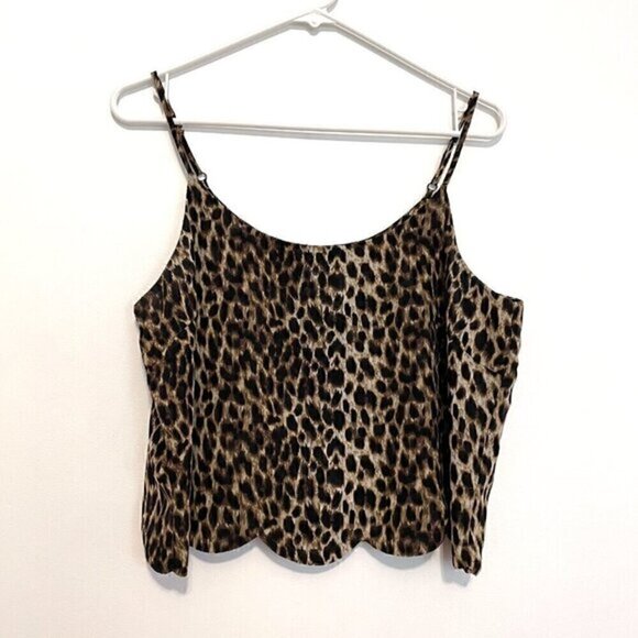 CHARLOTTE RUSSE Brown Black Cheetah Leopard Animal Print Scalloped Hem Crop Top - Picture 1 of 10